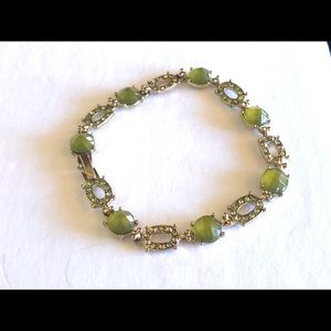 Pretty Gold and Green Rhinestone Bracelet.